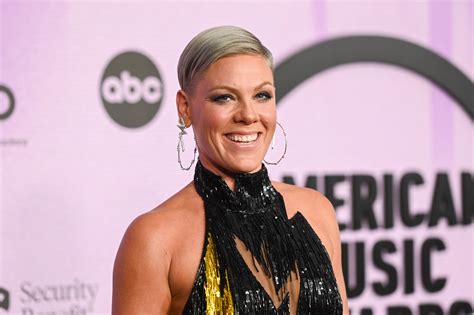 pink topless|Pink shocks followers with nude photo on Instagram: Embarrassing